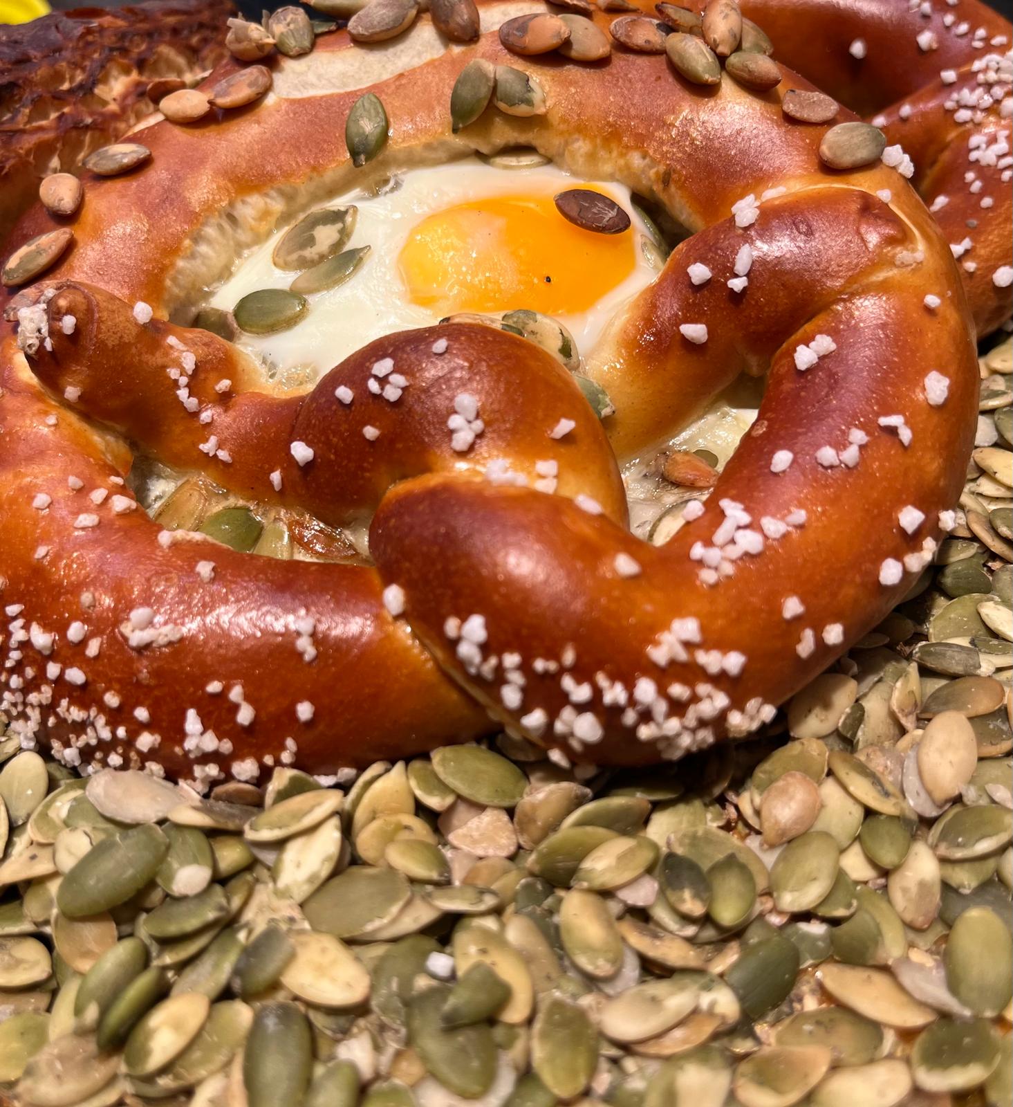 Schlemmerbrezel Gouda-Ei